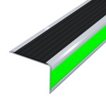 Накладка на ступень противоскользящая, угловая, в антивандальном алюминиевом профиле шириной 62мм, с двумя вставками шириной 50мм и 29мм, черная/фотолюм