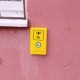 Антивандальная кнопка с сенсорной активацией, цвет желтый – вид товара 4